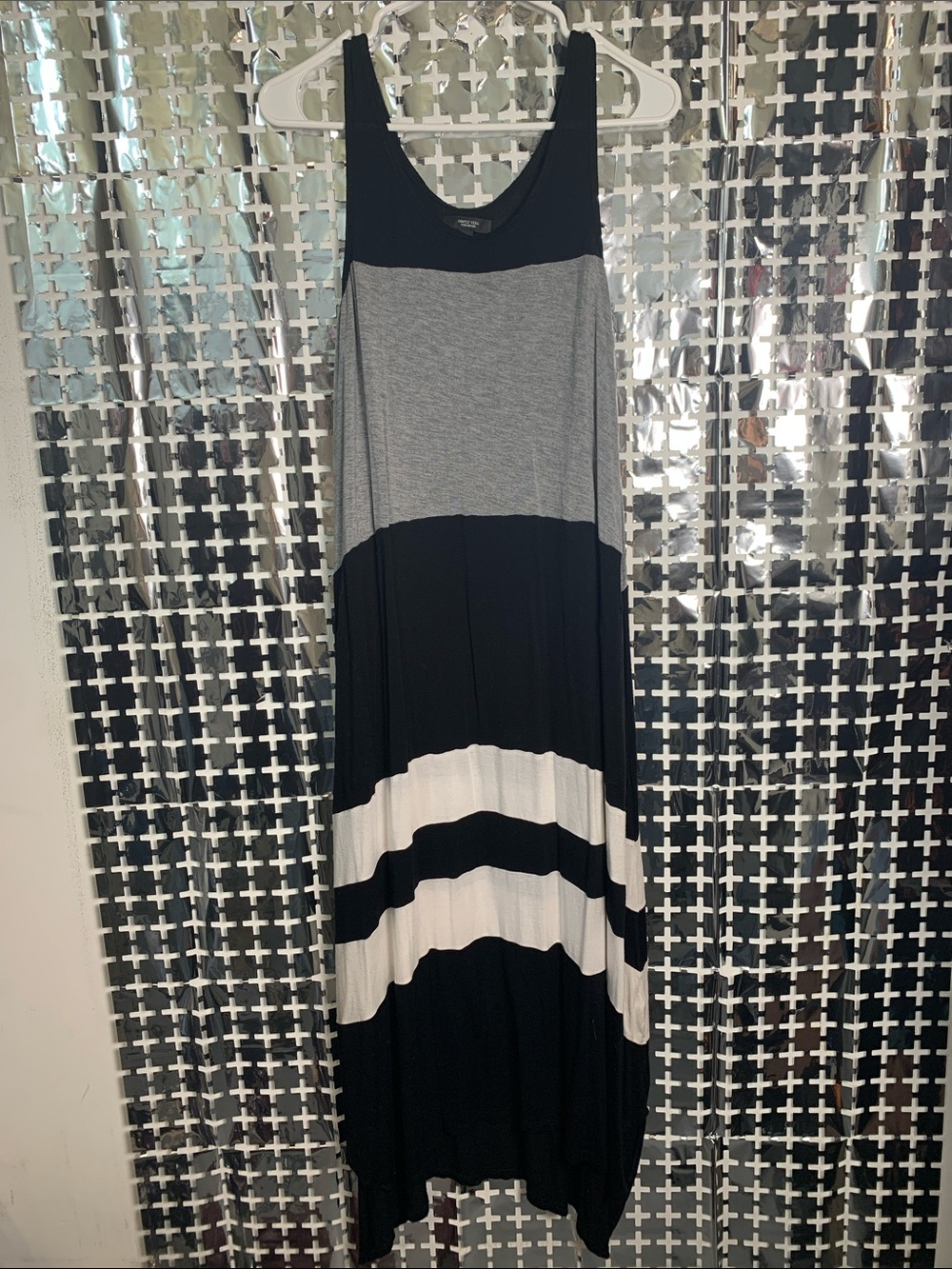 Simply Vera Vera Wang Black, Gray & White Colorblock Sleeveless Maxi Dress